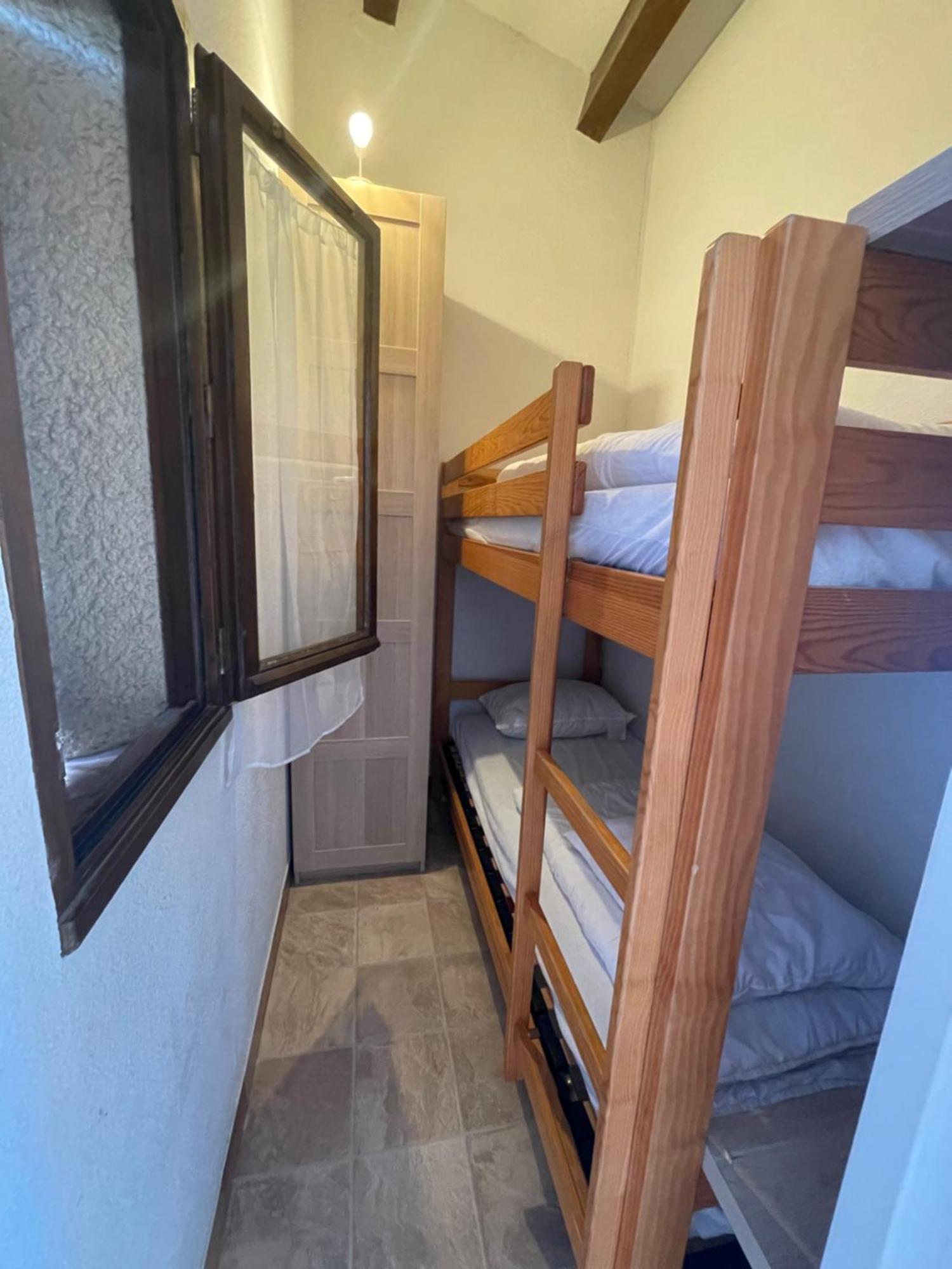 Appartement Pinede Piscine Clim Proche Plage Village Naturiste แอกด์ ภายนอก รูปภาพ